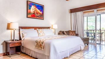 1 bedroom, in-room safe, desk, laptop workspace