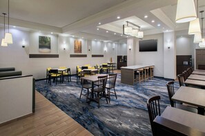Restaurant - Fairfield Inn & Suites by Marriott Albany Downtown (Albany)
