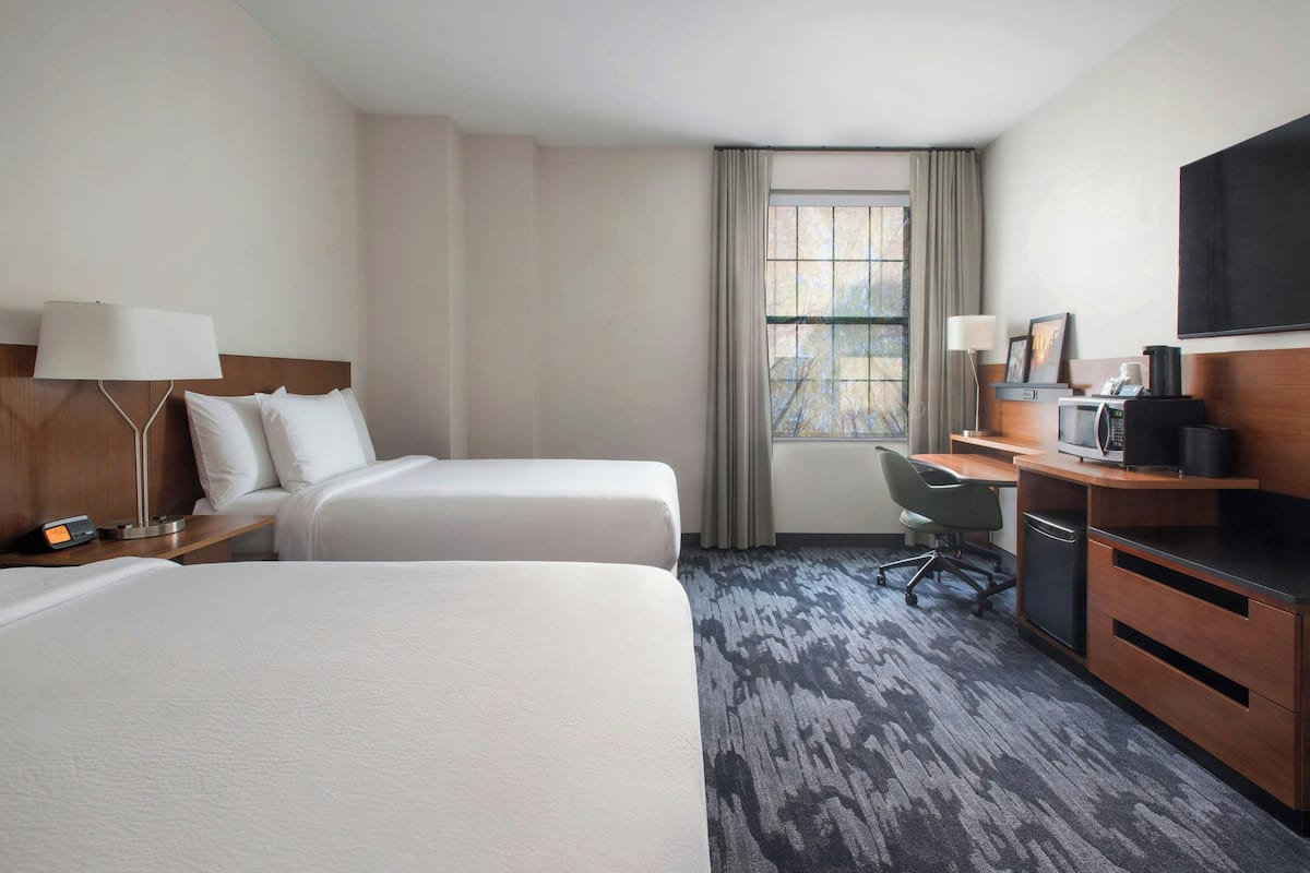 In-room safe, desk, laptop workspace, blackout curtains