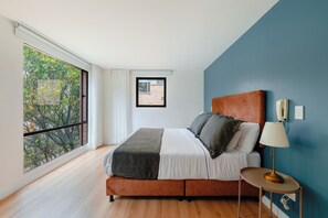 Roupas de cama premium, cofres nos quartos