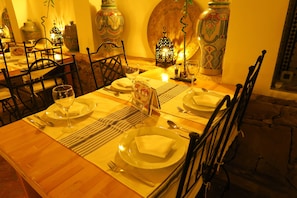 Breakfast, lunch, dinner served; Moroccan cuisine