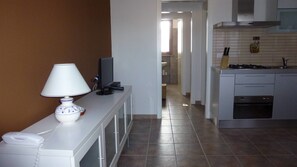 Appartement, 2 slaapkamers | Babybedden, extra bedden, gratis wifi, rolstoeltoegankelijk