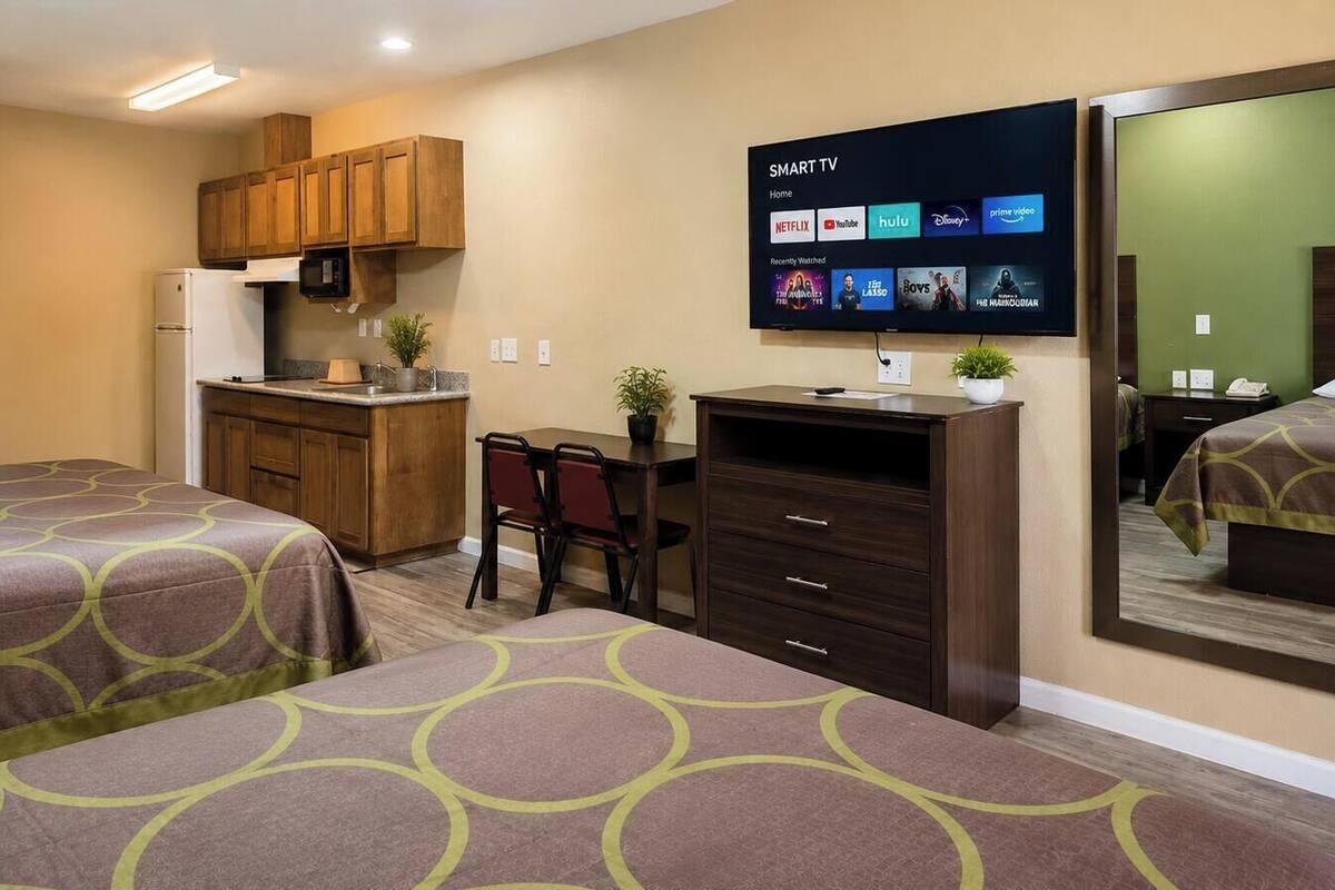 Deluxe Double Room, 2 Queen Beds, Non Smoking, Kitchenette | Premium bedding, Tempur-Pedic beds, desk, laptop workspace