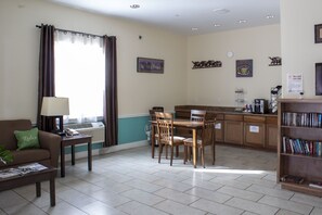 Reception - Texas Bungalows Hotel & Hotel Que at Lakeline Austin Cedar Park (Cedar Park)