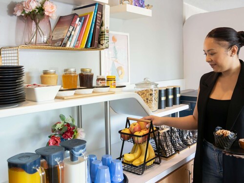 溫特沃斯韋爾宜必思快捷飯店