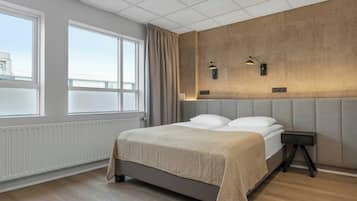 Desk, free WiFi, bed sheets