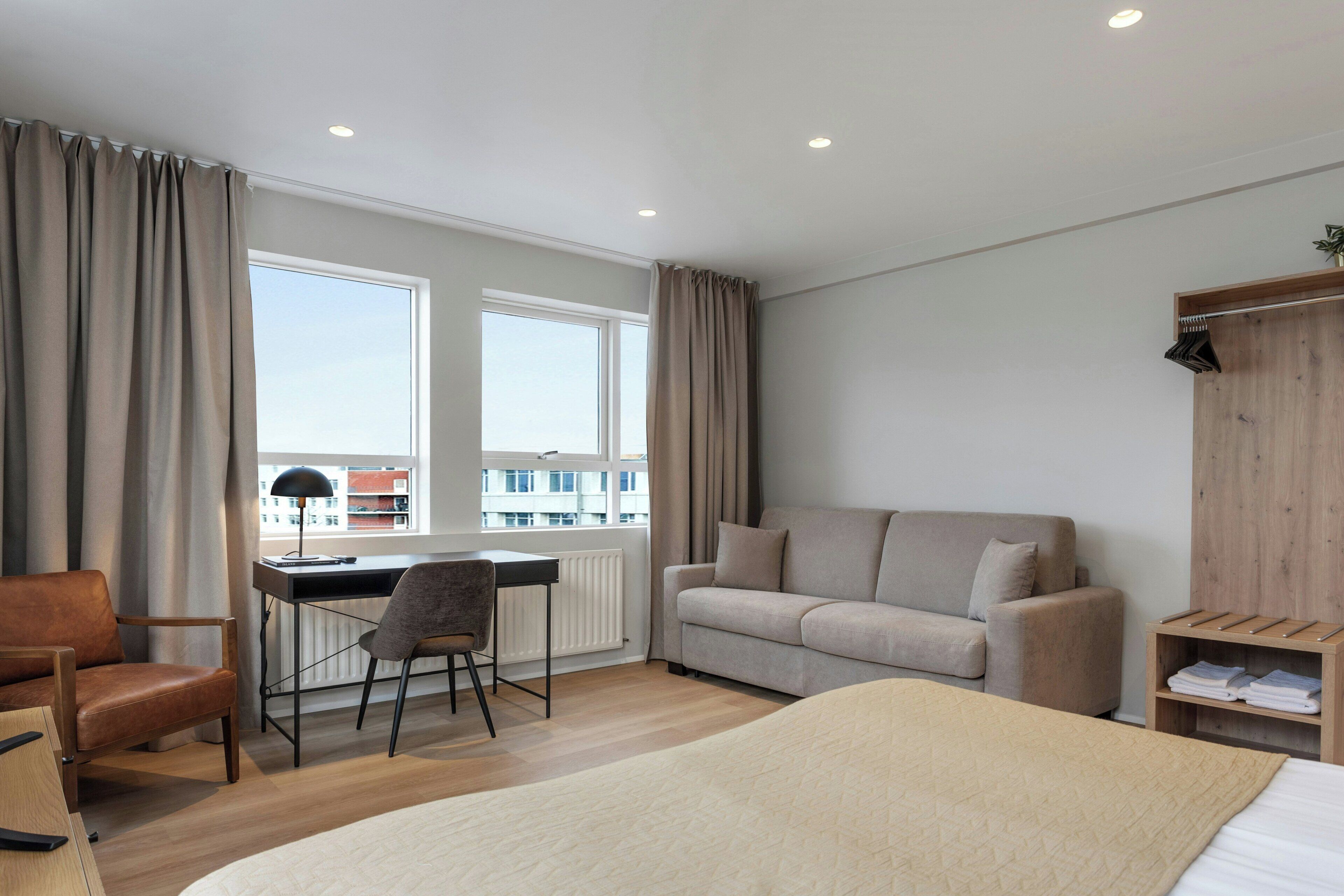 Desk, WiFi (free), bed sheets