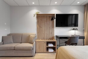 Bureau, Wi-Fi gratuit, draps fournis