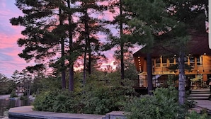 Front of property - evening/night - Westwind Inn on the Lake (Trent Lakes)
