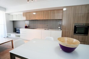 微波炉、烤面包机