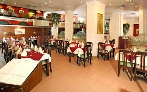 2 restaurants, Mediterranean cuisine