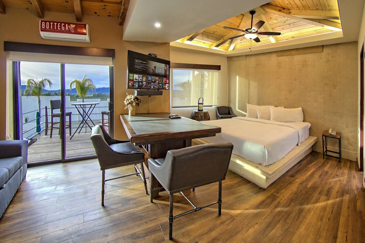 In-room safe, iron/ironing board, free WiFi, bed sheets
