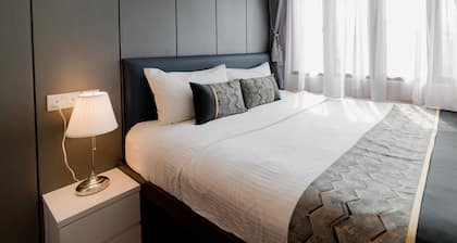 Heritage Collection on Boat Quay (South Bridge Wing) - A Digital ApartHotel