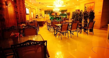 Yijia Hotel Temple of Marquis