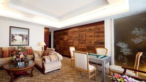 Living area - JI Hotel (Beijing 798 Art District) (Beijing)