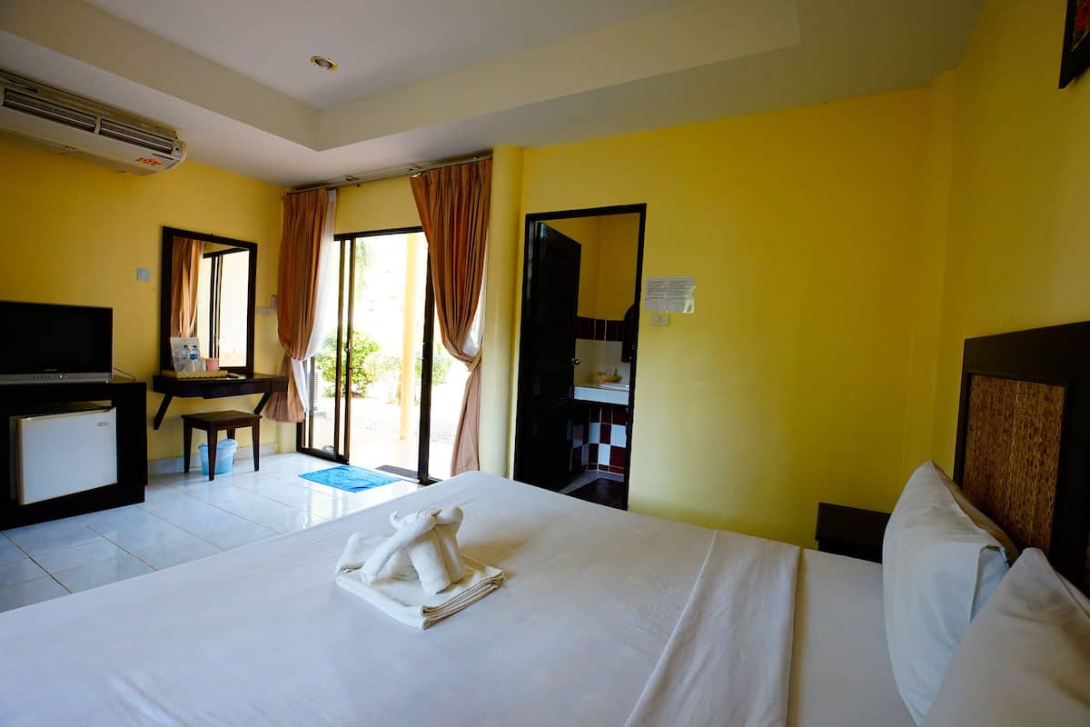 Bungalow unit | 1 yatak odası, odada kasa, güneşlik/perde, ücretsiz kablosuz İnternet