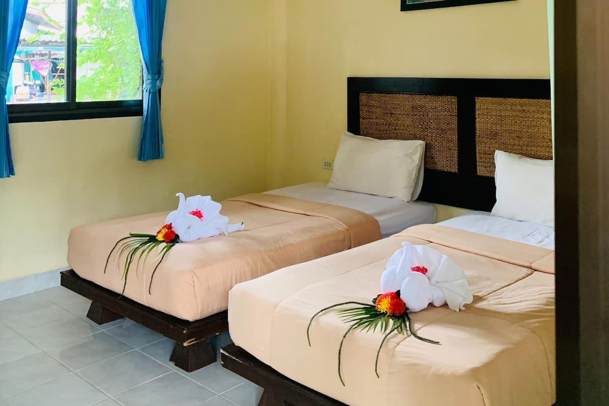 Superior Garden View Double Bed | 1 yatak odası, odada kasa, güneşlik/perde, ücretsiz kablosuz İnternet