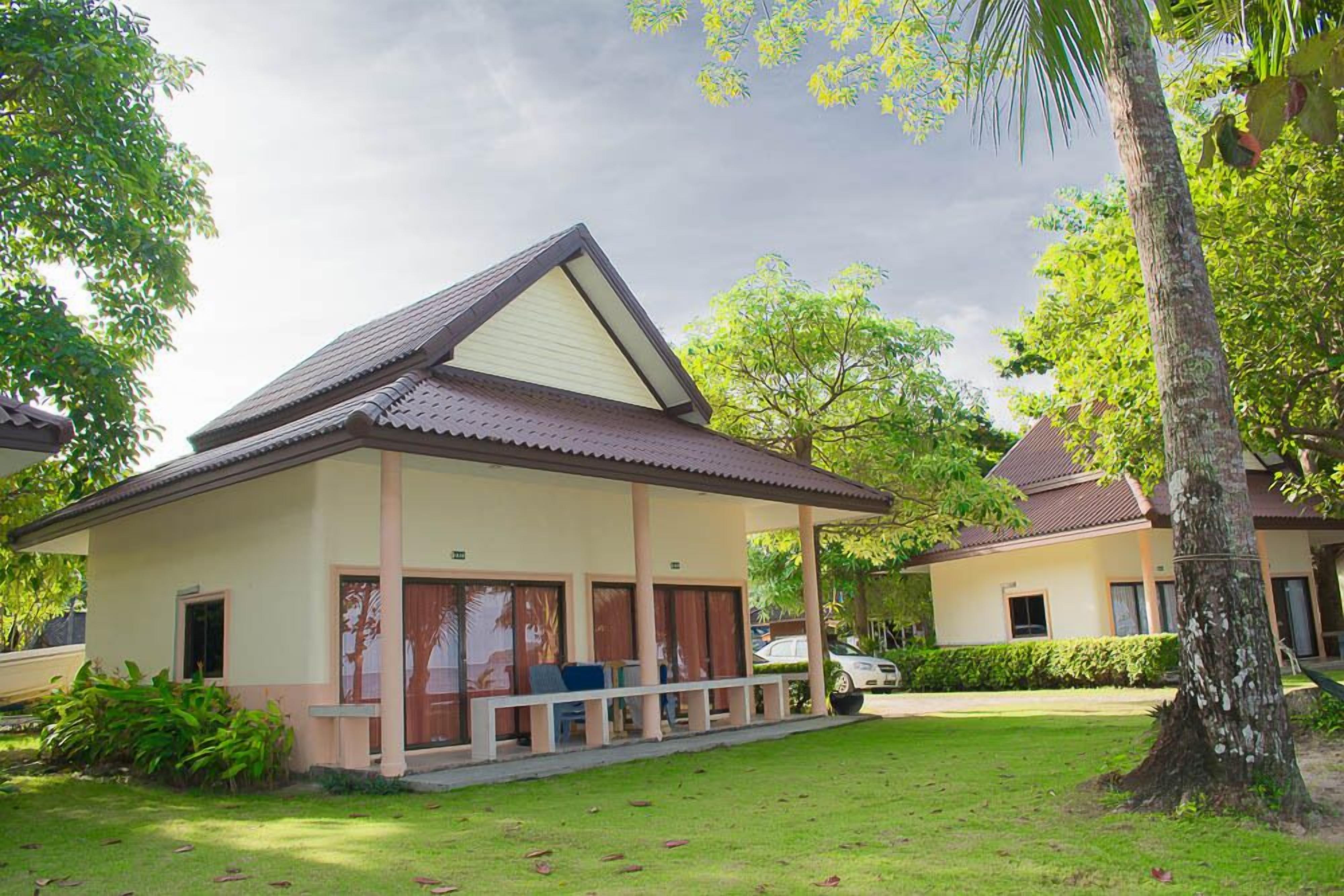 Caja de seguridad en la habitación, cortinas blackout y wifi gratis 