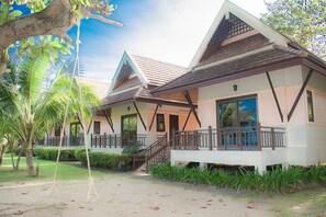 Front House sea View | In-room safe, blackout drapes, free WiFi, bed sheets - Coral Resort (Ko Chang)