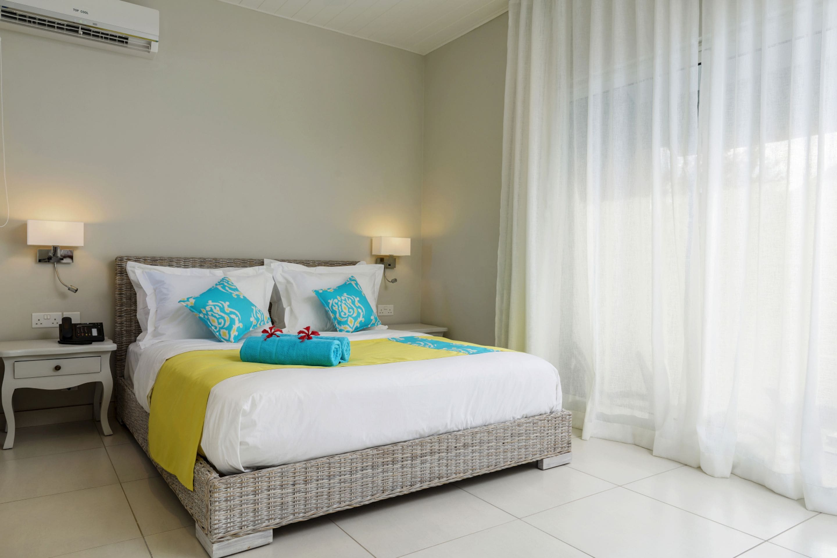 in-room safe, individually decorated, individually furnished, desk