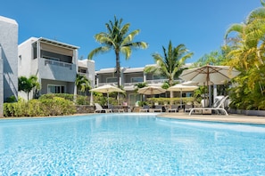 Outdoor pool, sun loungers