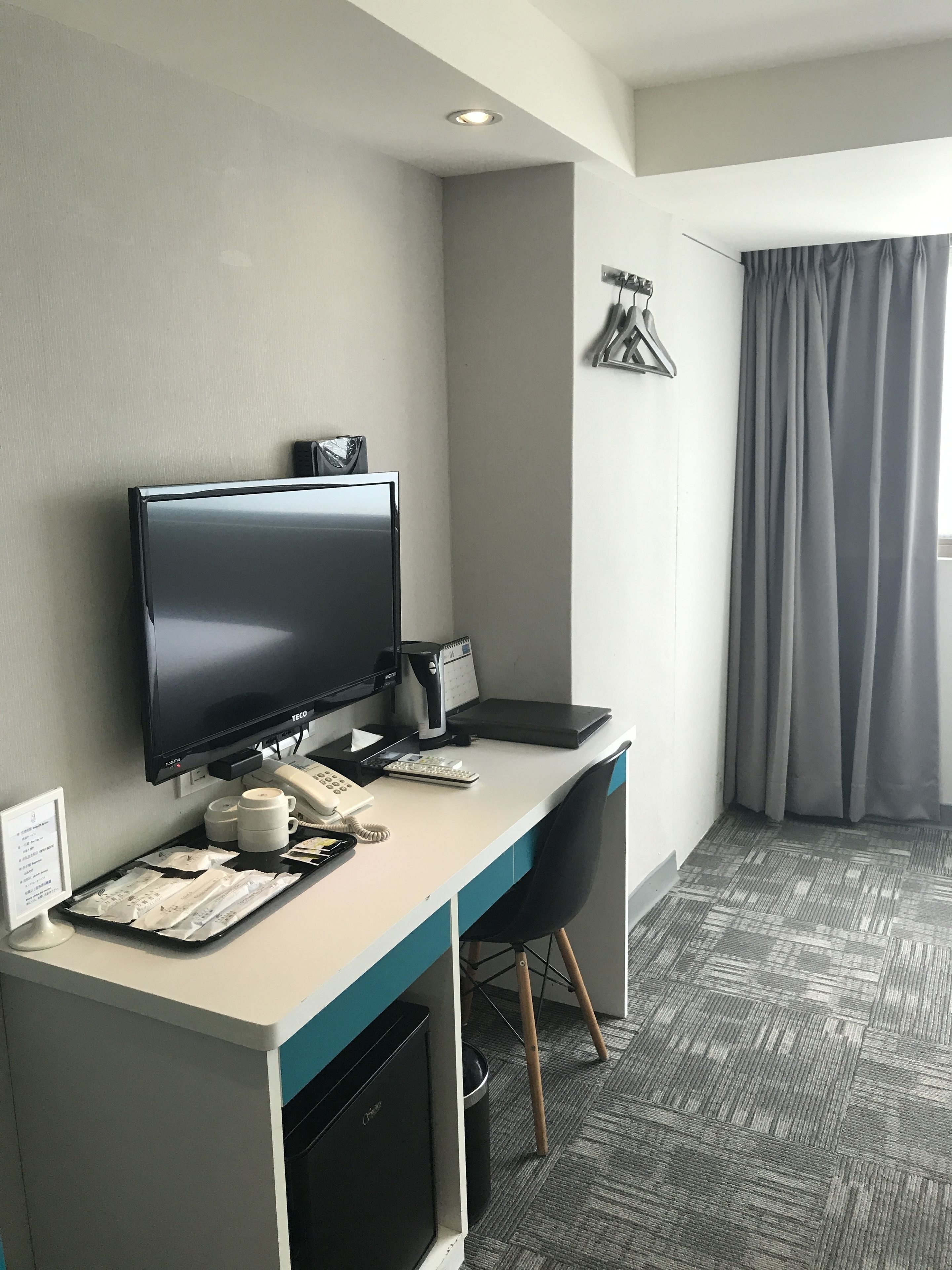 deluxe triple room | room amenity