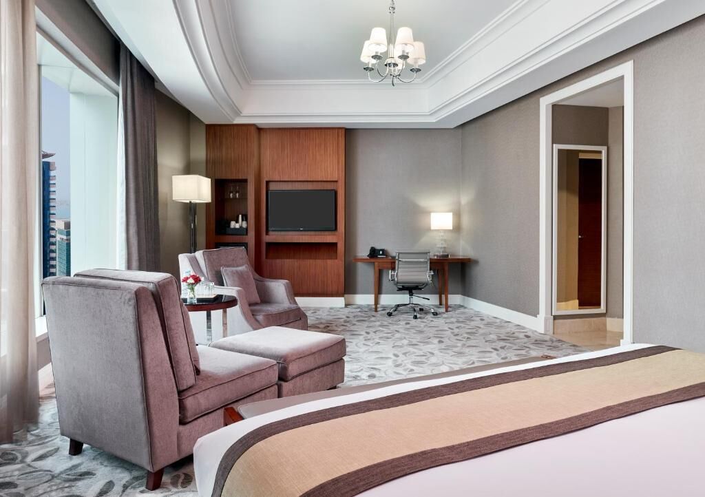 Egyptian cotton sheets, premium bedding, pillow-top beds, in-room safe