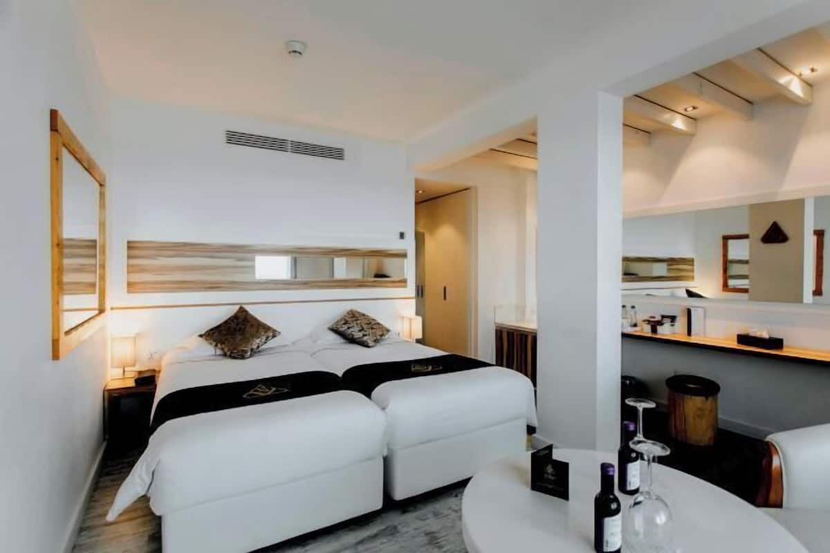 Premium bedding, minibar, in-room safe, individually furnished