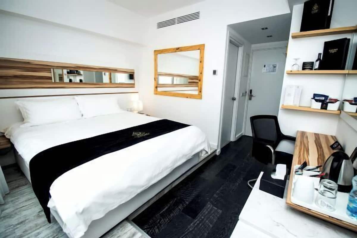 Premium bedding, minibar, in-room safe, individually furnished