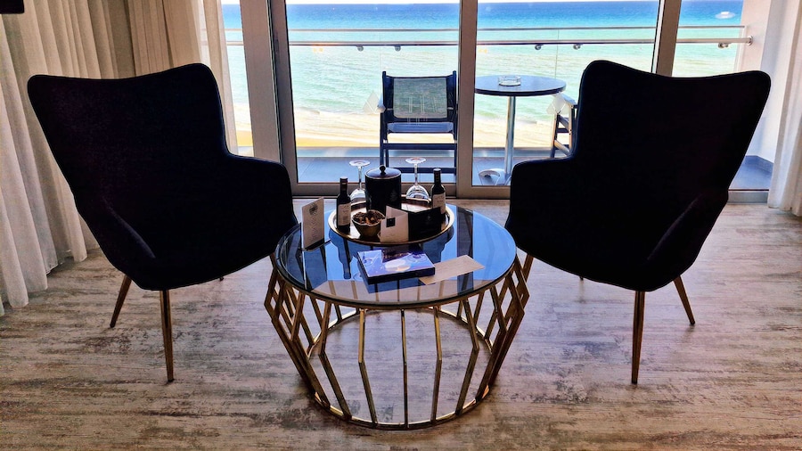 The Ciao Stelio Deluxe Hotel - Adults Only