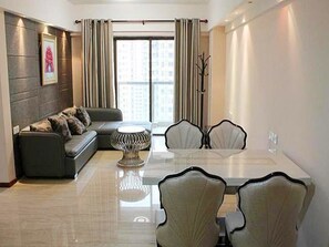 บริเวณนั่งเล่น