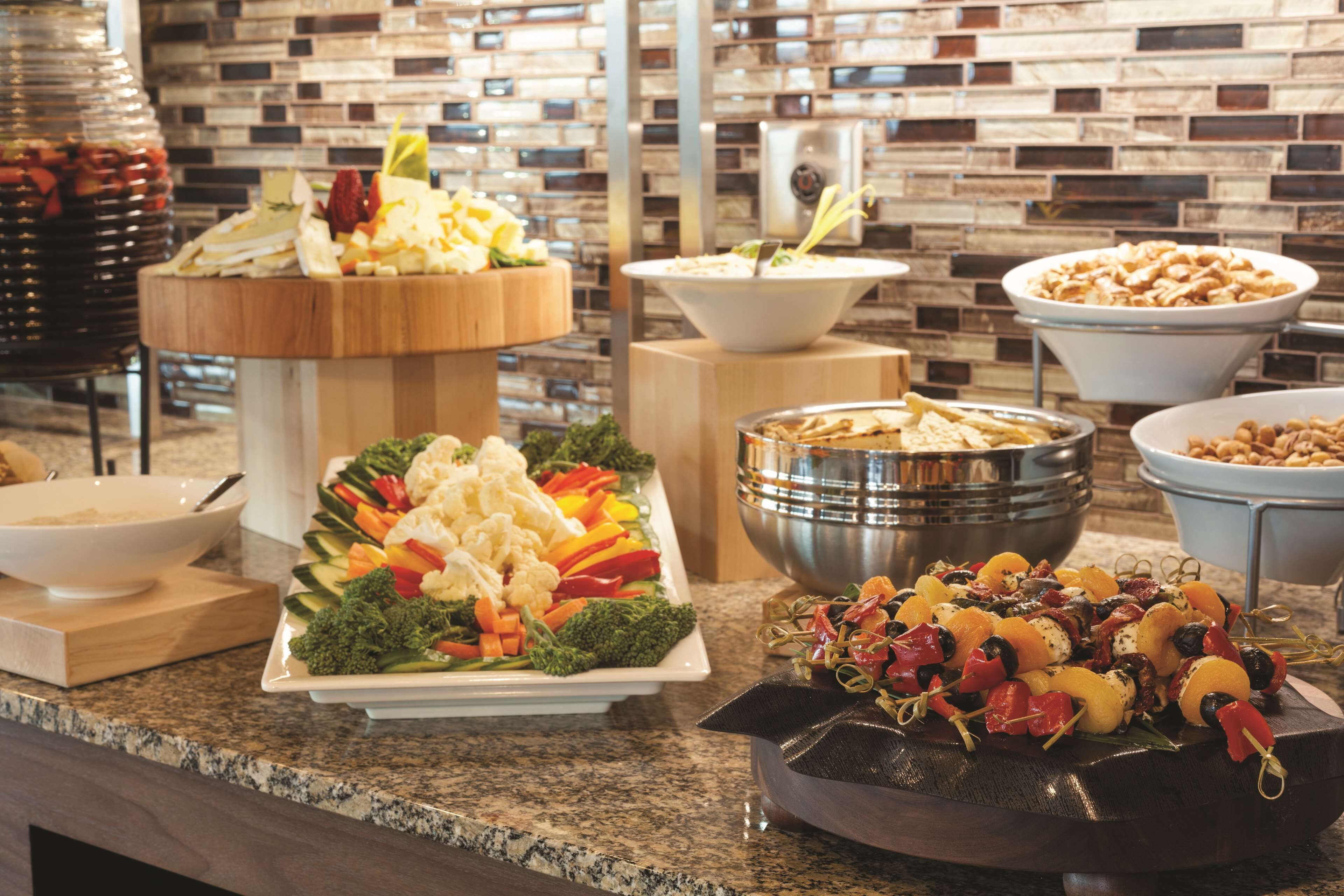 breakfast, lunch, dinner served; american cuisine