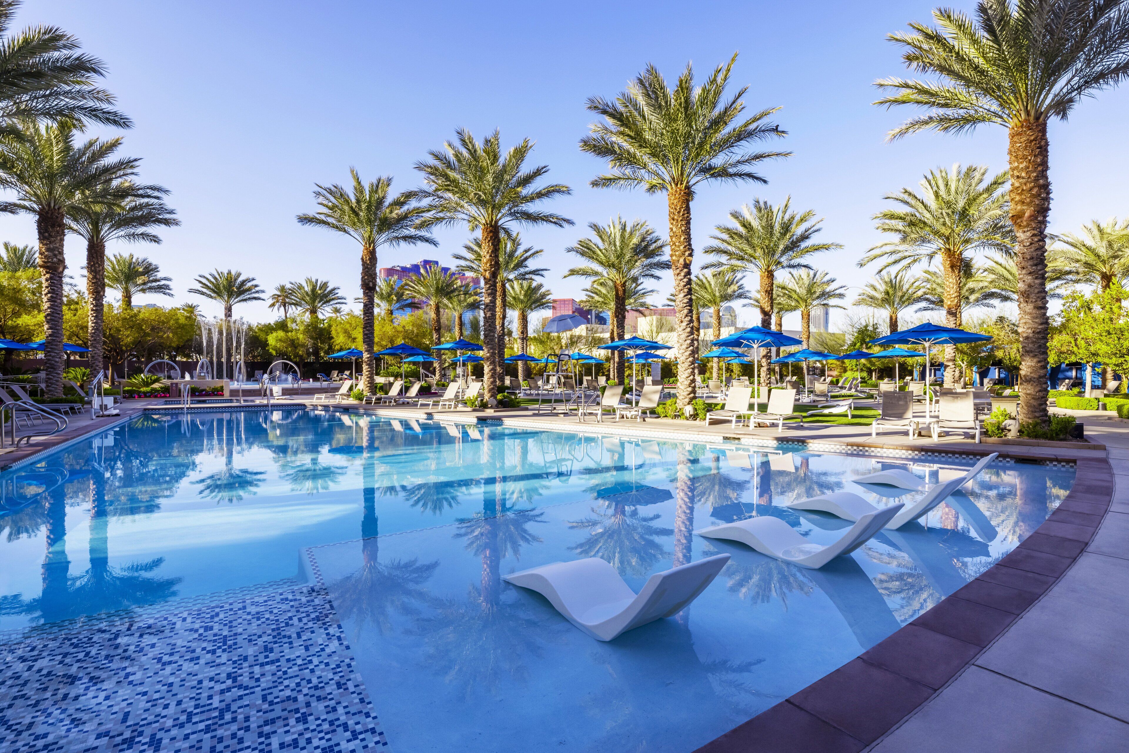 2 outdoor pools, pool cabanas (surcharge), pool loungers