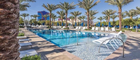 2 outdoor pools, pool cabanas (surcharge), pool loungers