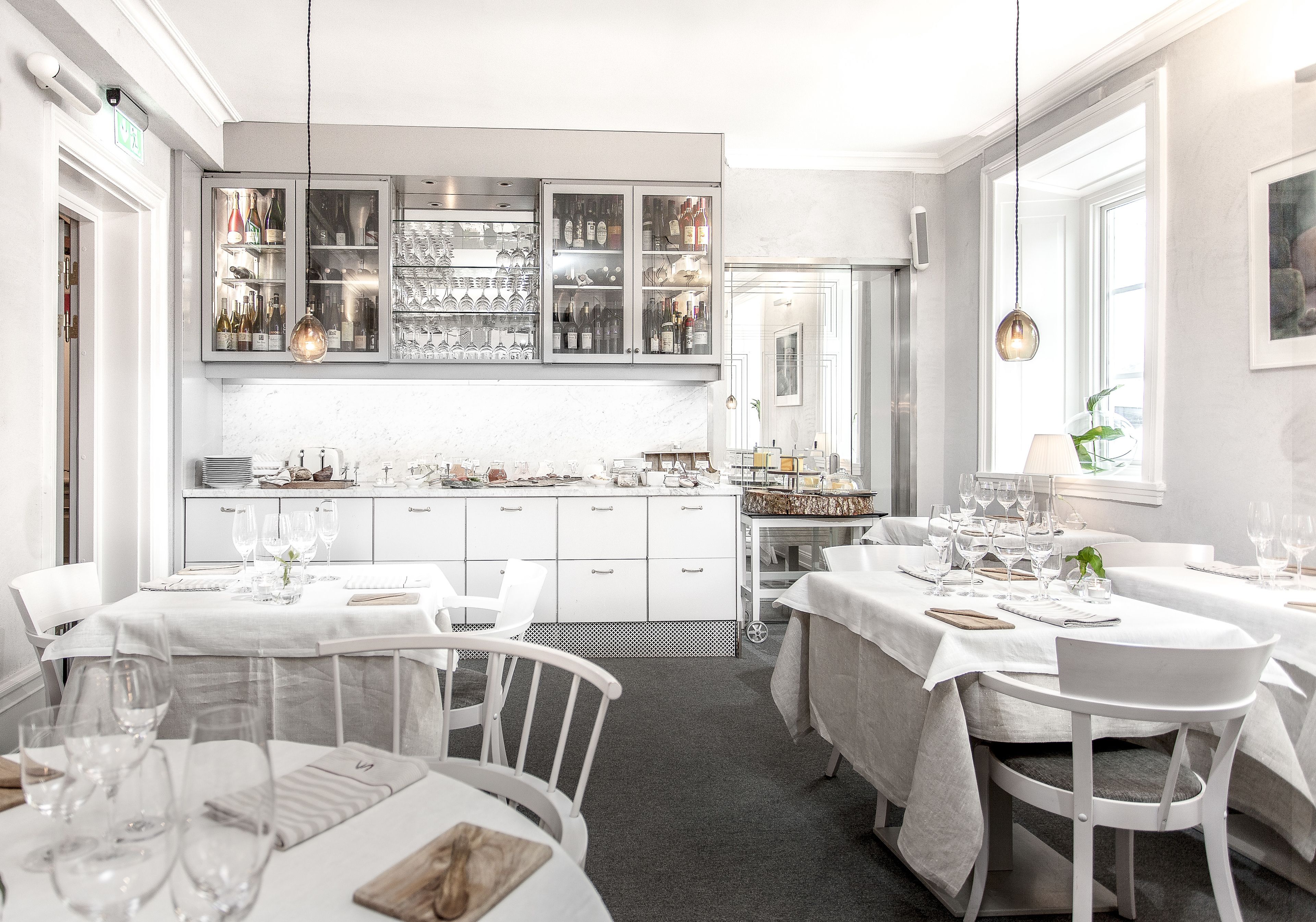 lunch and dinner served, local cuisine