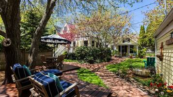 Studio Cottage | Terrace/patio