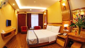 Habitación Deluxe | 1 dormitorio, ropa de cama de alta calidad, edredones de plumas