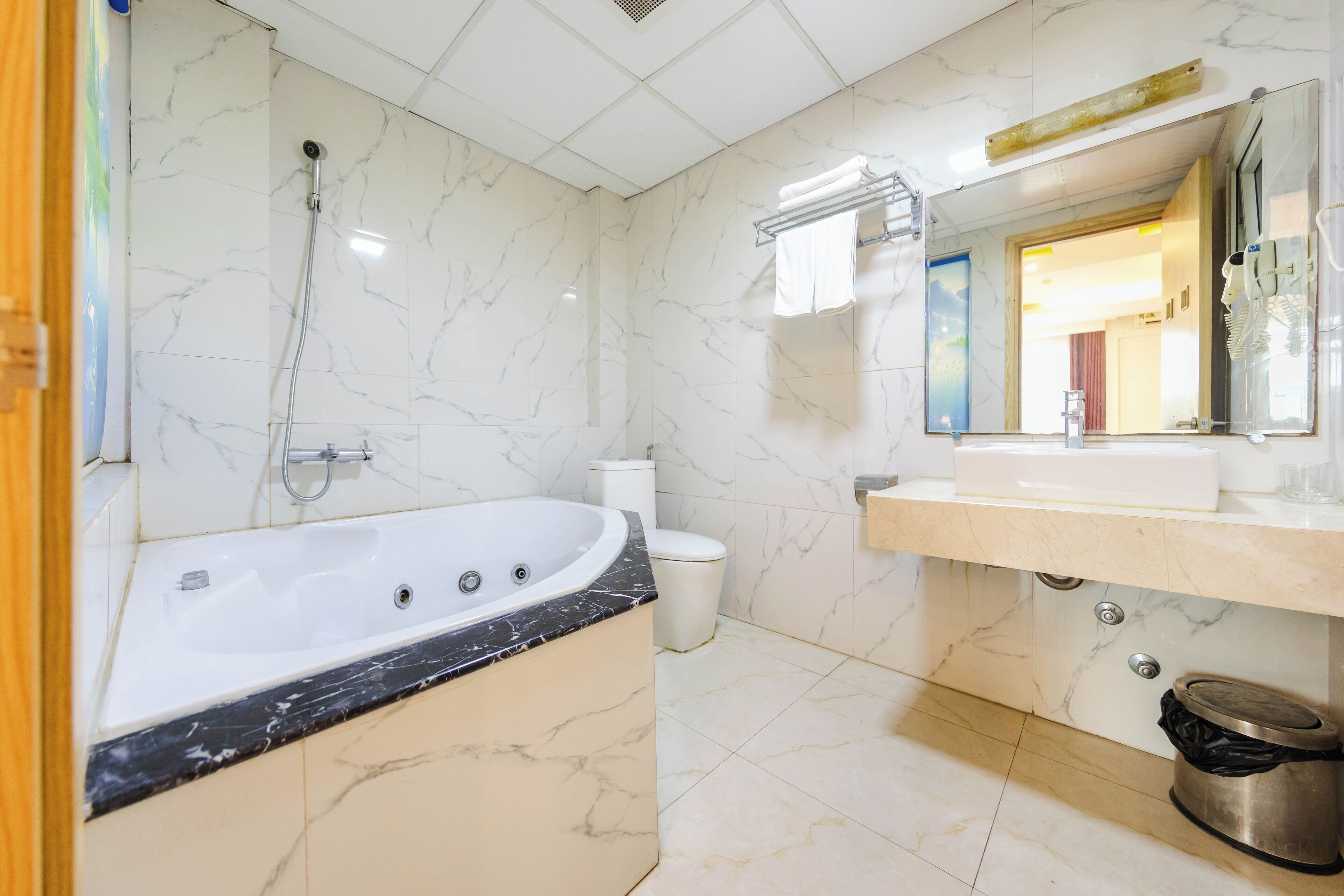 Foto - The Galaxy Home Hotel & Apartment