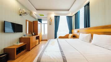 Standard Double Room | 1 bedroom, minibar, in-room safe, desk