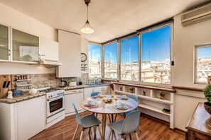 Apartment, 2 Schlafzimmer (Attico) | Eigene Küche