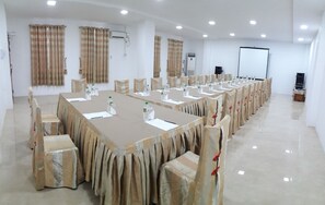 Meeting facility - Shwe Phyu Hotel (Mandalay)