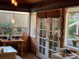 Daily continental breakfast for a fee