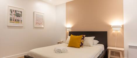 Wifi gratis y ropa de cama