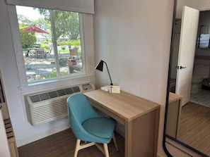 Room, 1 Queen Bed | Hypo-allergenic bedding, desk, laptop workspace, iron/ironing board