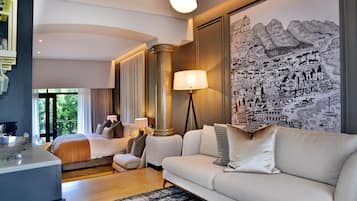 32-inch flat-screen TV with cable channels, TV