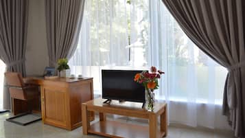 Villa familiar, vista a la alberca | Sábanas de algodón egipcio y ropa de cama hipoalergénica