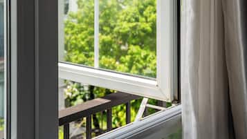 Superior-Studio | Zimmersafe, Schreibtisch, schallisolierte Zimmer, kostenloses WLAN