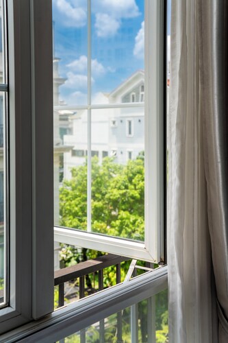 Saigon South Serviced Apartments 2