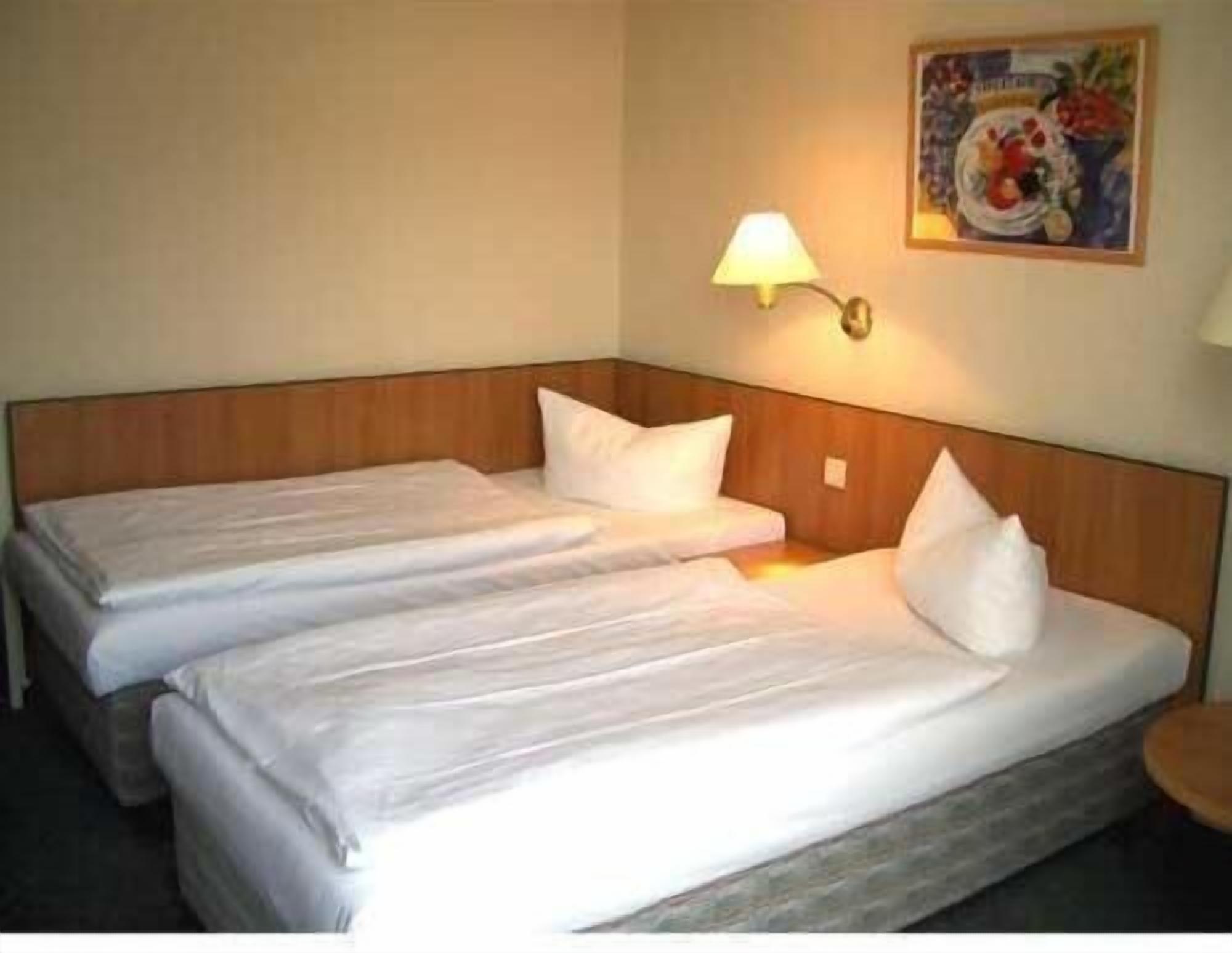 Foto - Hotel Kubrat an der Spree