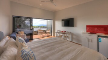 Luxury Room, Accessible, Mountain View | Balcony view
